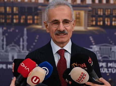 Bakan Uraloğlu'ndan 15 yaş altı çocuklara sosyal medya düzenlemesiyle ilgili açıklama