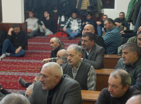 ABD-İsrail saldırıları sonrası Kars’ta taziye programı! Hamaney için anma programı düzenlendi