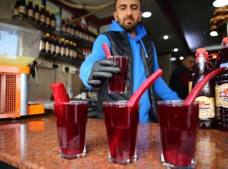 Adana şalgam suyunun AB'den tescil alması üreticilerin yüzünü güldürdü