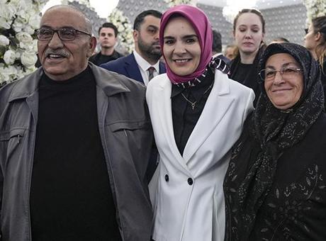 Aile ve Sosyal Hizmetler Bakanı Göktaş, şehit aileleri ve gazilerle iftarda bir araya geldi