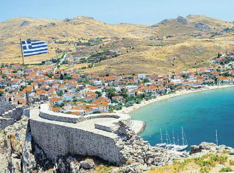 Atina’ya esaslı adalar uyarısı