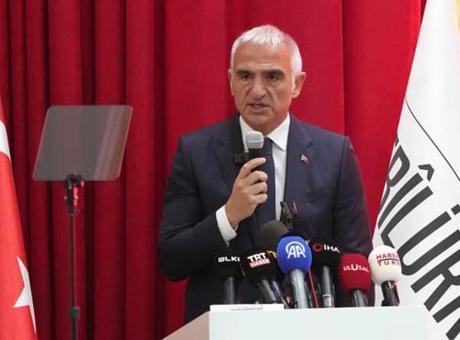 Bakan Ersoy: İstiklal Marşı, milletimizin ebedi karakterinin en güçlü ifadesidir