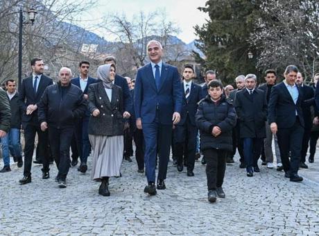 Bakan Ersoy'dan baba ocağı Antalya'nın İbradı ilçesine ziyaret