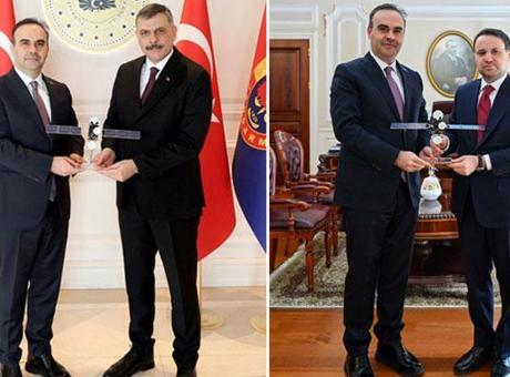 Bakan Kacır, İçişleri Bakanı Çiftçi ile Adalet Bakanı Gürlek'i ziyaret etti