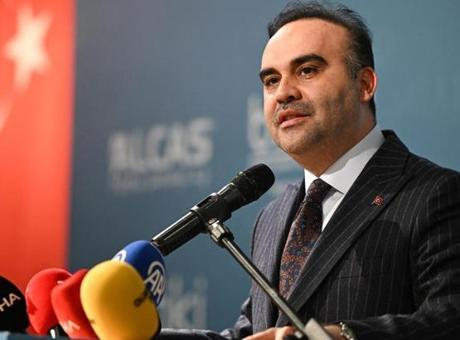 Bakan Kacır: Millî Teknoloji Hamlesi’nin akıncıları genç arkadaşlarımızı her daim destekleyeceğiz