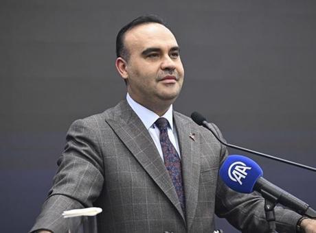 Bakan Kacır: Savunma sanayisini Anadolu'ya yaygınlaştırmak zorunluluktur