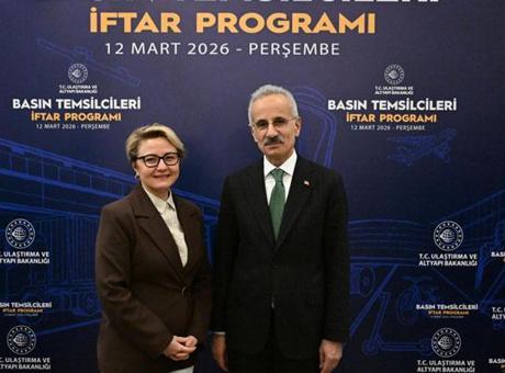 Bakan Uraloğlu: 32 milyon telefon hazır! 5G için tarih verildi