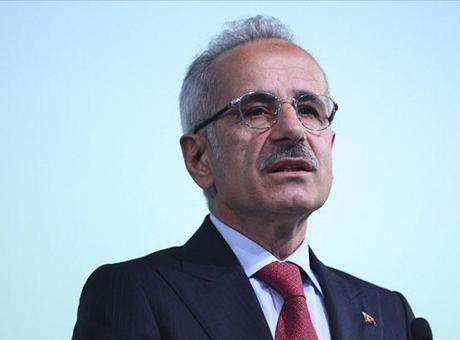 Bakan Uraloğlu: Ramazan Bayramı tatili boyunca trenlere 8 bin 898 kişilik ek kapasite oluşturuldu