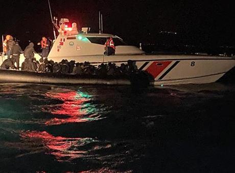 Balıkesir açıklarında 39 düzensiz göçmen kurtarıldı