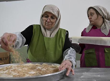 Bir çuval unla üretime başladılar, 6 yılda dünyaya açıldılar
