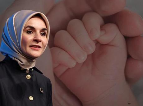 Çalışan anne-babalara müjde! Bakan Göktaş duyurdu: Doğum izni uzatılıyor