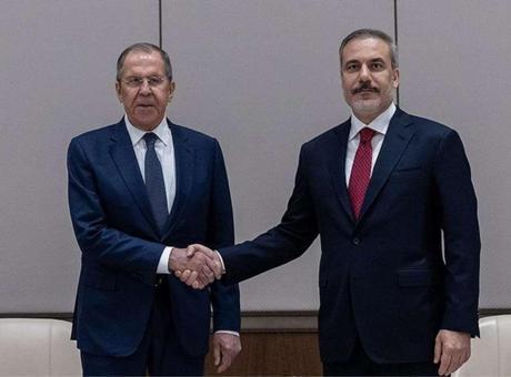 Dışişleri Bakanı Hakan Fidan, Rusya Dışişleri Bakanı Lavrov ile telefon görüşmesi yaptı