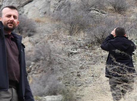 Doğada gezerken gördüğü manzara şoke etti! Fotoğraf çekti, hayat kurtardı