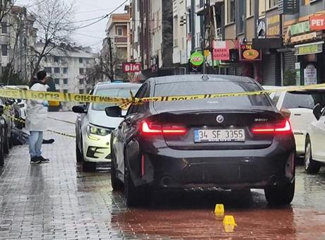 Esenyurt'ta dehşet! Yol verme tartışması silahlı kavgaya dönüştü: 1 ölü