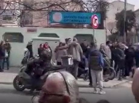 Fatih'te sokak ortasında dehşet! Boşanma aşamasındaki eşi tarafından vuruldu