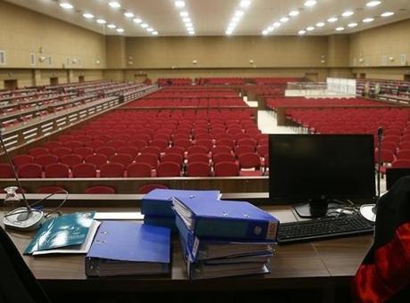 'İmamoğlu çıkar amaçlı suç örgütü' davasının duruşmasında görüntü çeken kişi hakkında gözaltı kararı