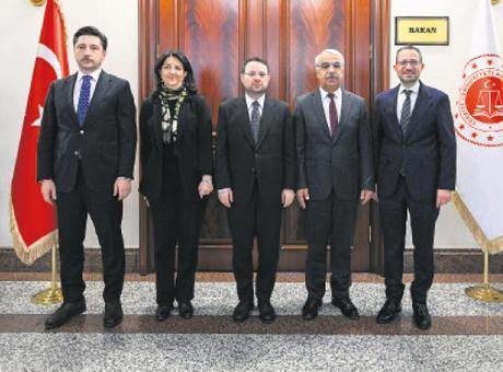 İmralı Heyeti’nden iki bakana ziyaret