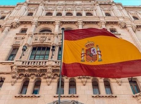 İspanya hükümeti, ticari ilişkileri keseceğini söyleyen ABD Başkanı Trump'ı eleştirdi