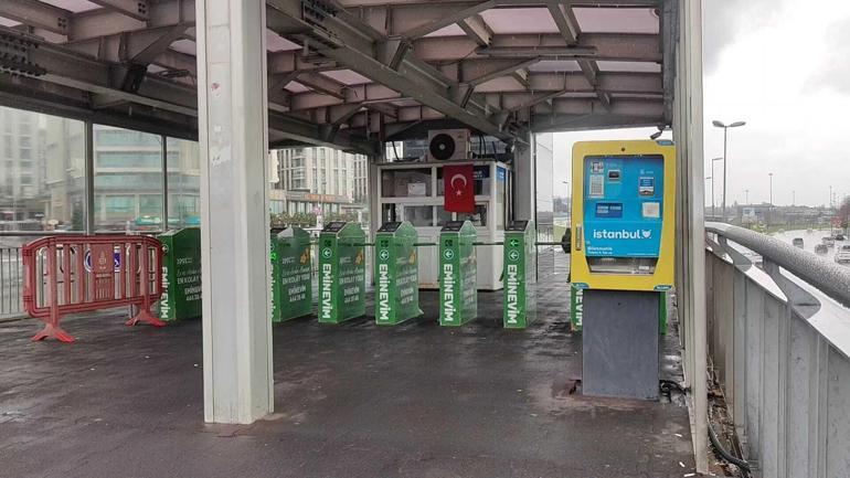 İstanbul'da bayramın ilk günü yollar boş kaldı