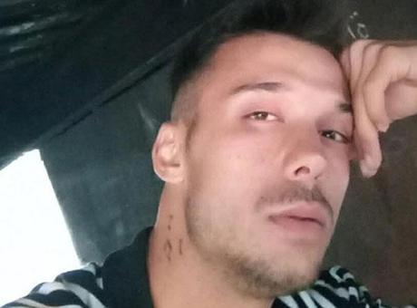 İzmir'de korkunç cinayet! Genç müzisyen Emre Duman kalbinden bıçaklanarak hayatını kaybetti