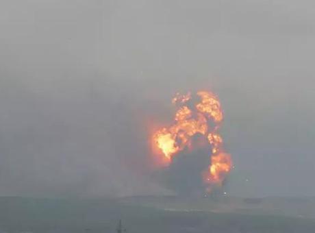 Kuveyt yakınlarında bir petrol tankerinde patlama