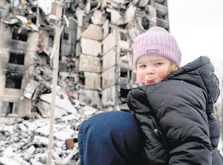 O çocukların ruhu da yaralı