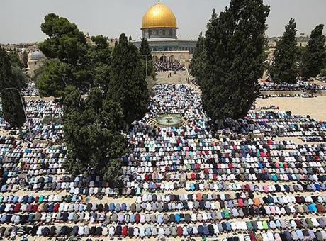 Ramazanın son cumasında İsrail'den Mescid-i Aksa engeli!