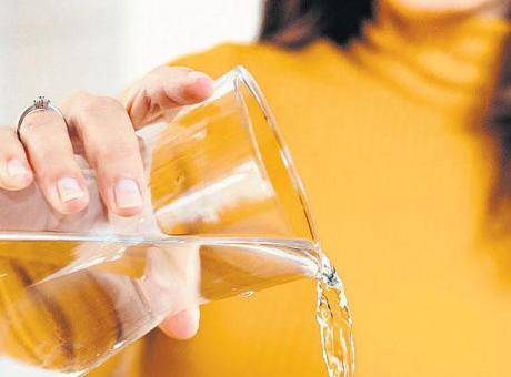 Sağlıklı oruç için en önemli adım: Bol su tüketimi