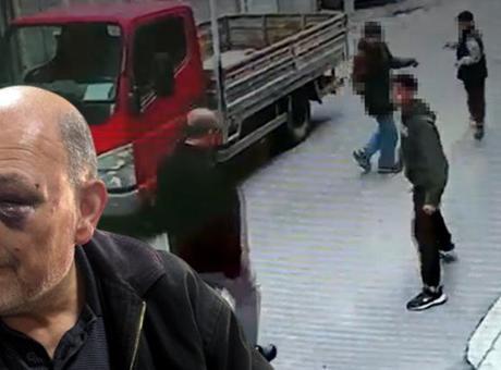 Sokak ortasında taşlı yumruklu darp! 3 çocuğun yaşlı adama saldırısı kamerada