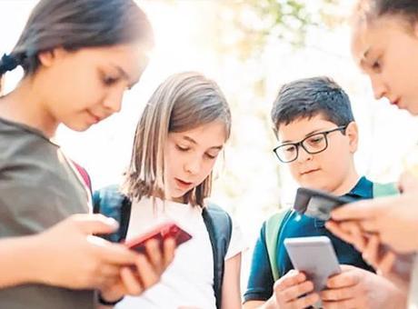 Sosyal medyaya 15 yaş sınırı geliyor