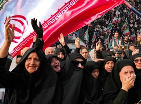 Tahran'ın 'Kaynak laneti': İran'da sistemi bu nedenler ayakta tutuyor!