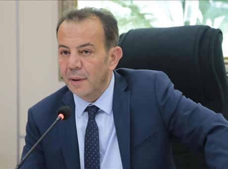 Tanju Özcan ve 3 sanık hakkında 'şantaj' suçundan dava açıldı