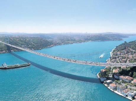 Toplu taşıma ile bazı köprü ve otoyollar ücretsiz