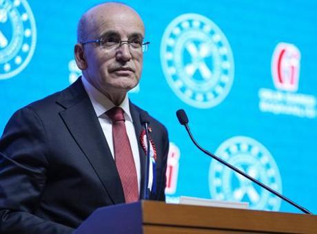Türkiye ekonomisi 2025'te büyüdü! Bakan Şimşek'ten ilk yorum
