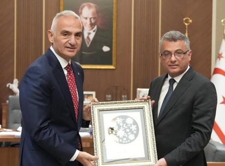 Türkiye - KKTC kardeşliği Lefkoşa’da aynı sofrada buluştu! Bakan Ersoy: KKTC’yi hiçbir şart altında yalnız bırakmayız