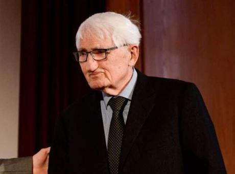 Ünlü filozof ve sosyolog Jürgen Habermas 96 yaşında hayatını kaybetti