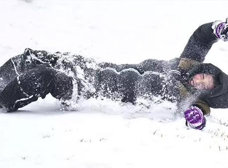 Yoğun kar yağışı Ordu'da okulları tatil etti