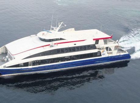 Yunan adalarına denizden 10 hat