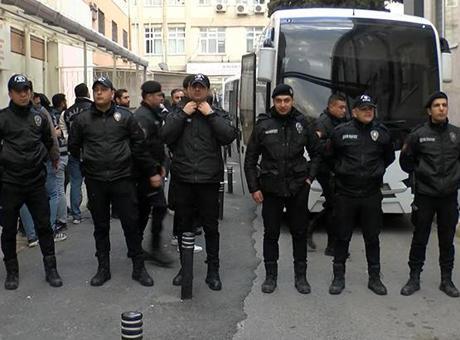 Ataşehir Belediyesi'ne operasyonda 20 şüpheli adliyede