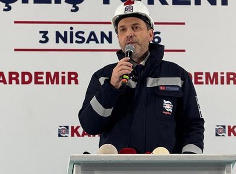 Bakan Bayraktar Karabük'te duyurdu: Hedefimiz 3 Nisan'ı ‘Türkiye Sanayi Günü’ ilan etmek