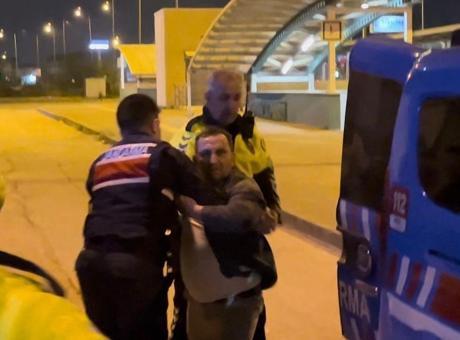 'Ben ticaret erbabıyım' demişti, yine alkollü yakalandı! Polise hakaret etti