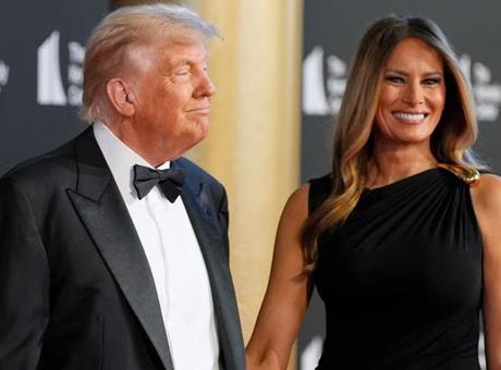 Eşi ile ilgili yapılan yorum Trump'ın tepkisini çekti! Derhal kovulmasını istedi