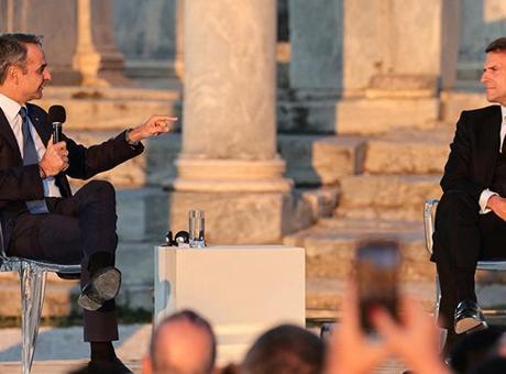 Fransa Cumhurbaşkanı Macron konuştu, Yunan basını Türkiye’yi hedef gösterdi: 'Savaş çıkarsa yardım edeceğiz'