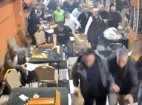 İstanbul’da ilginç olay! Camlar titredi, panik başladı: Deprem sanıp kaçtılar