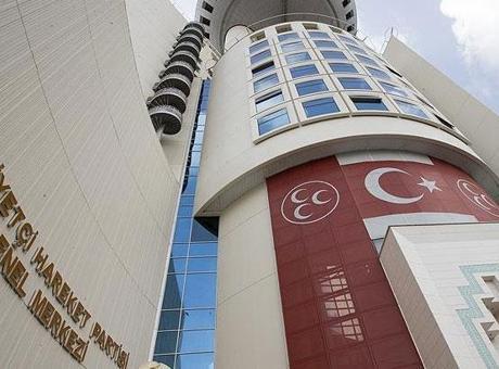 MHP'den Çanakkale ve Bilecik kararı! İl teşkilatları feshedildi