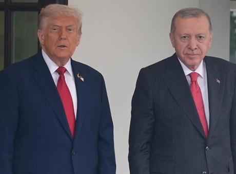 SON DAKİKA HABERİ: Cumhurbaşkanı Erdoğan, ABD Başkanı Trump ile görüştü