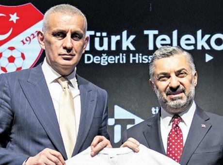 Türk futbolu için desteğe devam