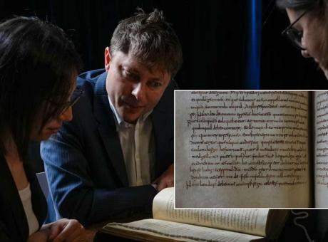 1400 yıllık el yazması bulundu, okuyan gözlerine inanamadı! 'Nutkumuz tutuldu'