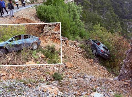 Antalya'da otomobil şarampole uçtu! 3'ü çocuk 5 kişi yaralandı