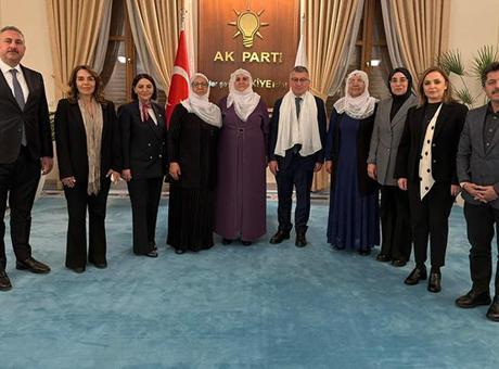 'Barış Anneleri'nden AK Parti'ye ziyaret